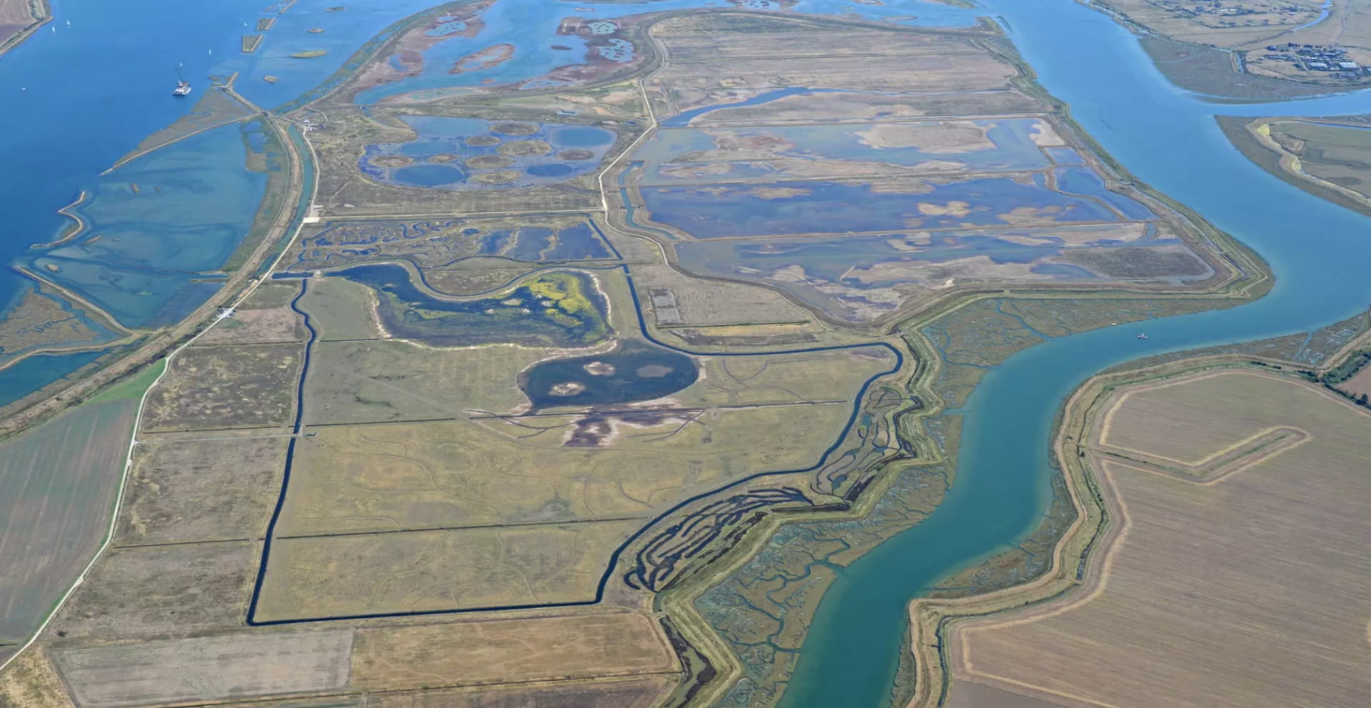 Screenshot of Thames